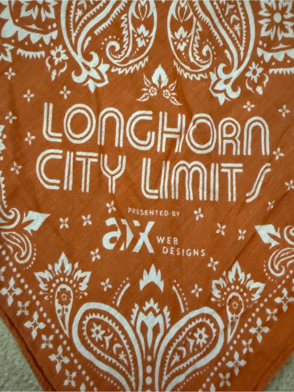 Longhorn‎ City Limits Orange Paisley Bandana - Picture 2 of 3